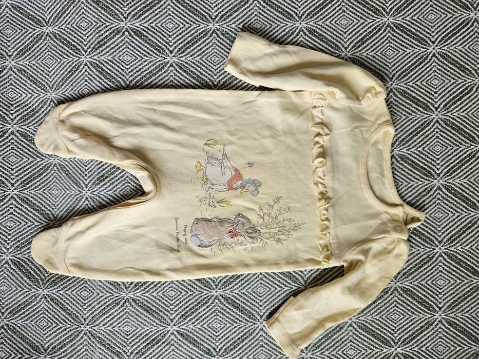 Lot 6 pijamale salopeta mărimea 62 (2-4 luni)