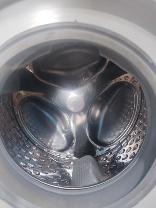 Продам стиральную машину