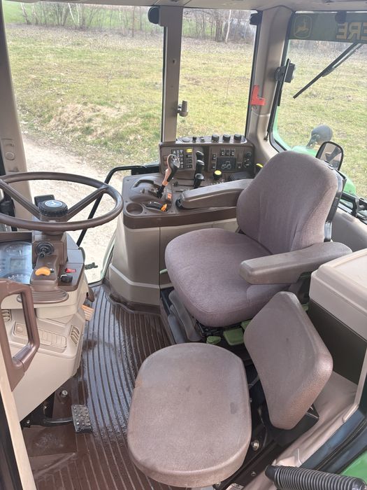 Tractor John Deere 6820  140 CP