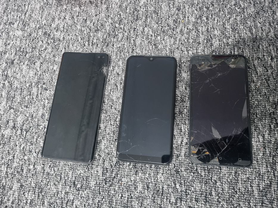 Продается телефоны S10+,A01,