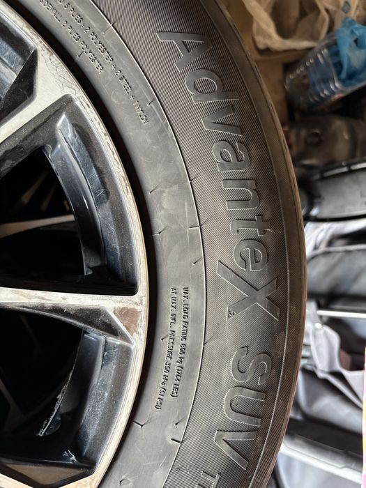 Продам шиный на R16.