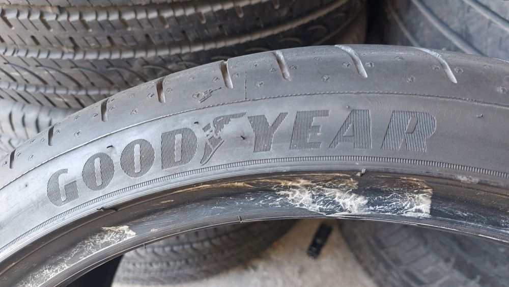 Гуми 245/35/20 Goodyear Eagle F1 2 броя