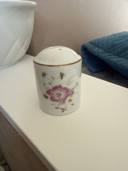 Форфоровые посуды