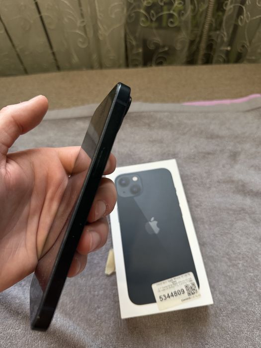 Продам Айфон 13 Iphone 13