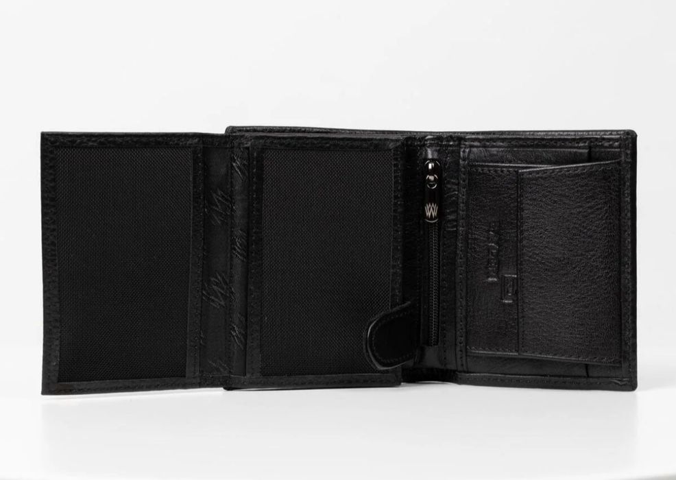 Мъжки портфейл с Rfid защита от естествена кожа