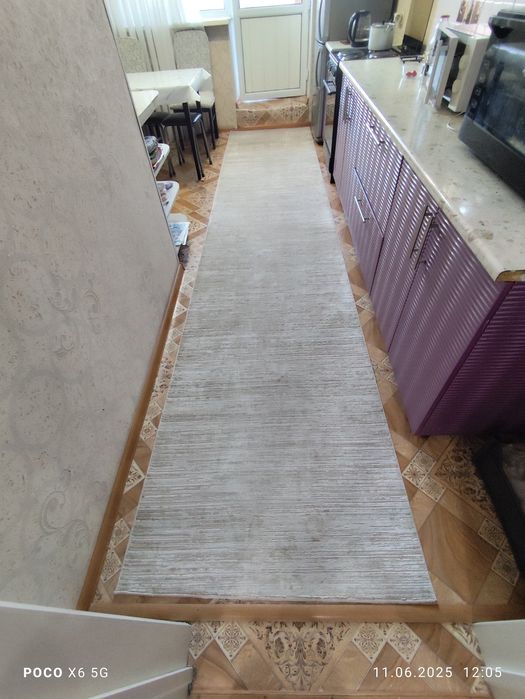 Ковер длиной 4.7 м