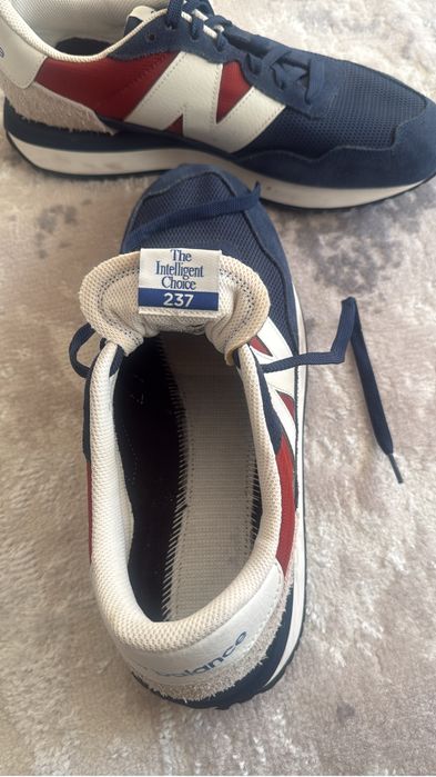 Продам кроссовки