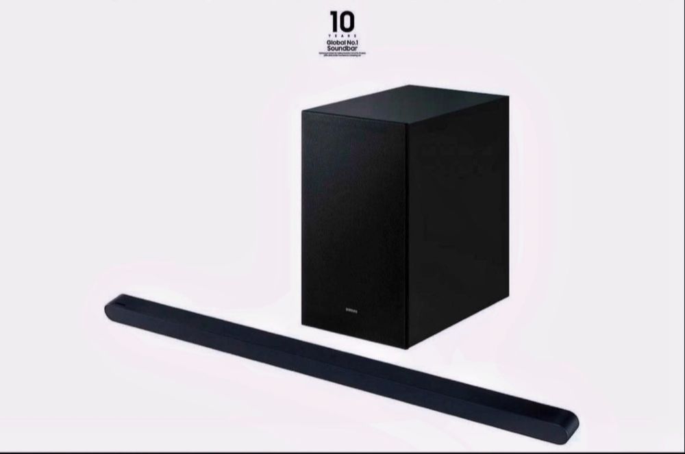 Saund bar  HW-S700D (2024). Для дома.