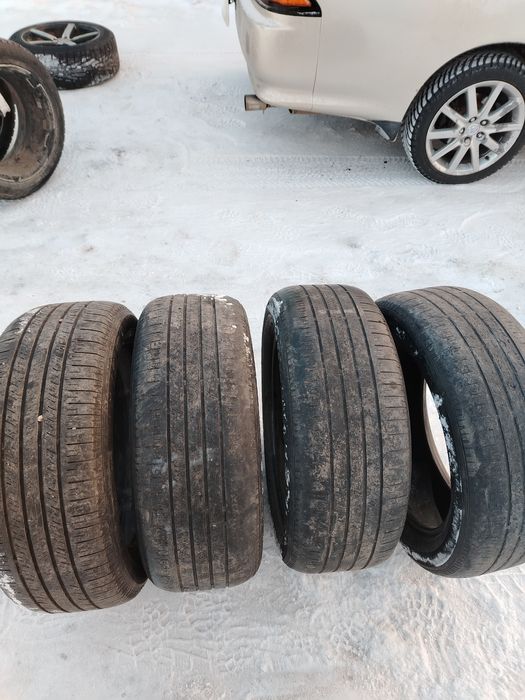 Продам резину 2 комплекта
