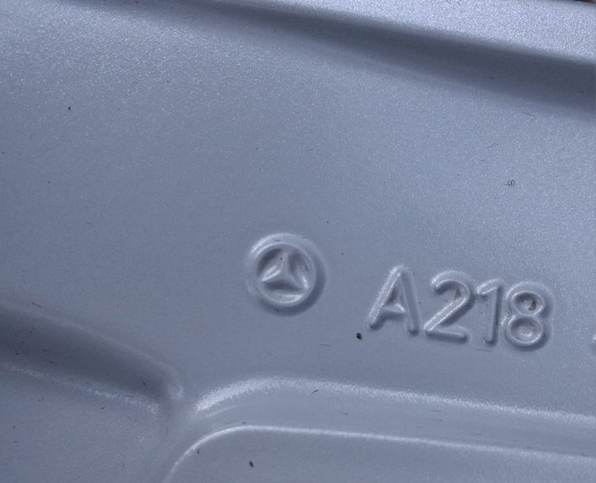 Jante Mercedes pe 18 cu anvelope iarna  Continental  8mm CLS E C roti Audi VW Skoda BMW