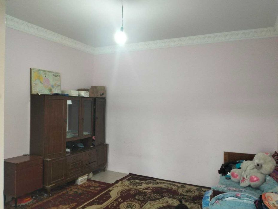 Продаётся участок 4,3 сотки, с домом 5 комнат.