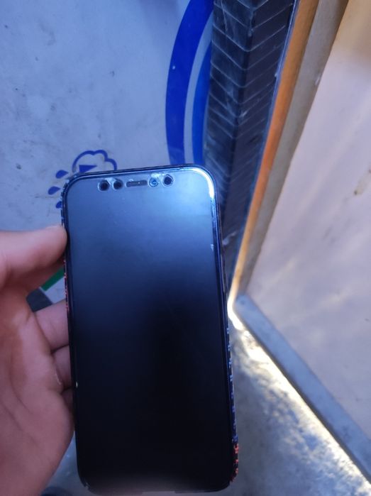 Iphone 12 mini 64 GB face id true tone ishlaydi. Ekrani radnoy.