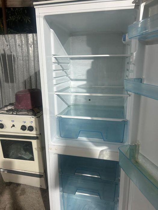 Холодильник Midea