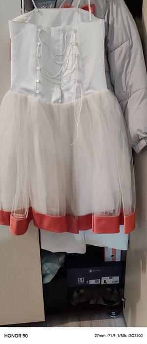 Продам платье нарядное