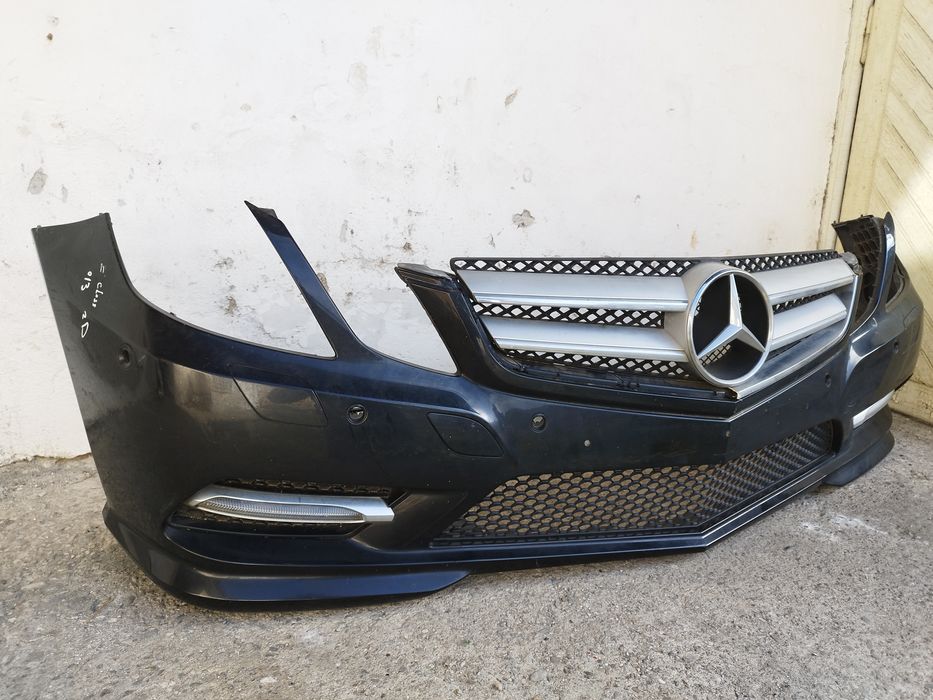 Продавам предна броня за Мерцедес Е-klas-2013г