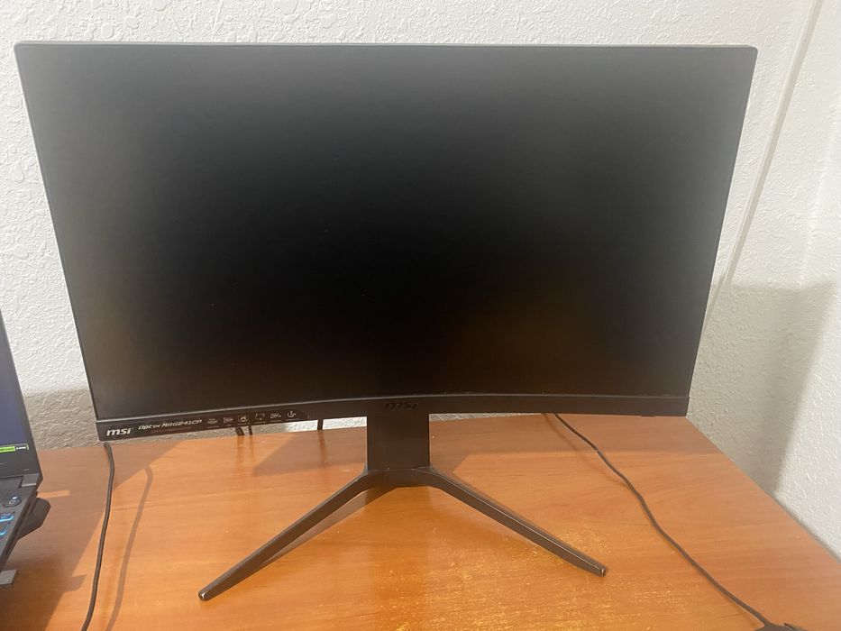 MSI Optix Mag241cp 23.6’ 144hz Curved
