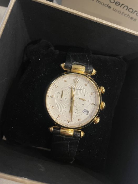 Оригинален дамски чаковник “Claude Bernard “