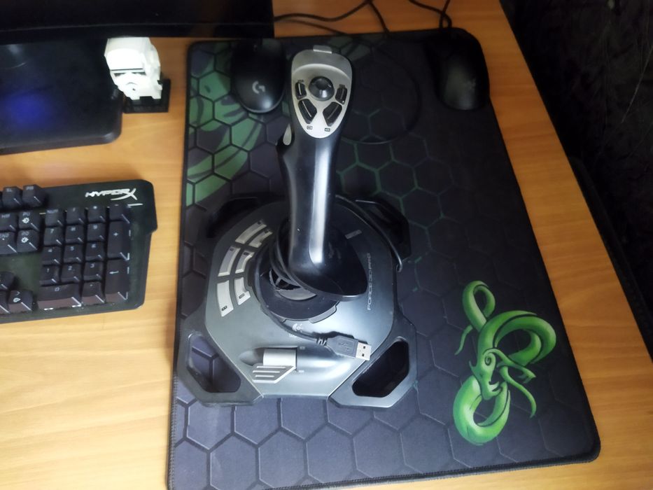 Продам джойстик для видеоигры ПК