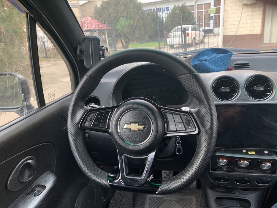 Porsh rul sotiladi sastiyana yengide boladigani