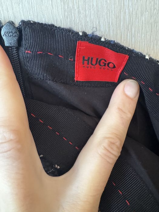 Пола на HUGO пола