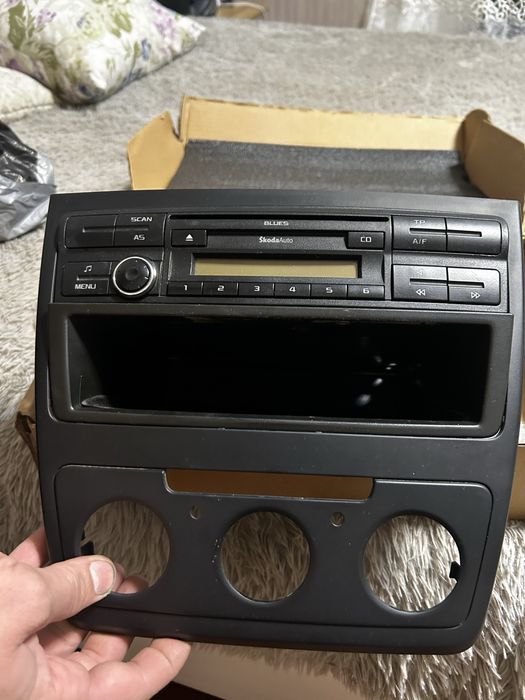 Продам магнитолу