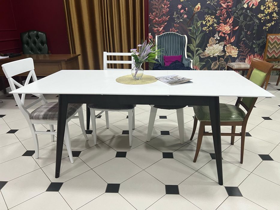 Стол обеденный кухонный