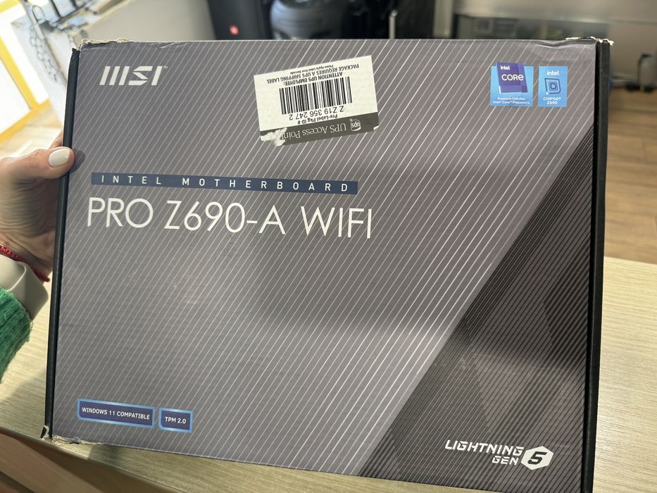 Placa de baza MSI PRO Z690-A WIFI, NOUA!!!