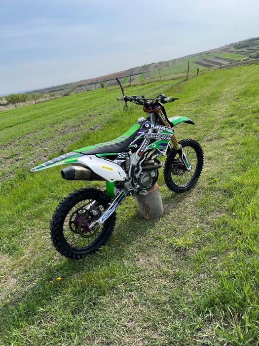 Vând !kawasaki kxf 450 2015 impecabil ! Nu (ktm , suzuki , honda ,yamaha ,gasgasa )