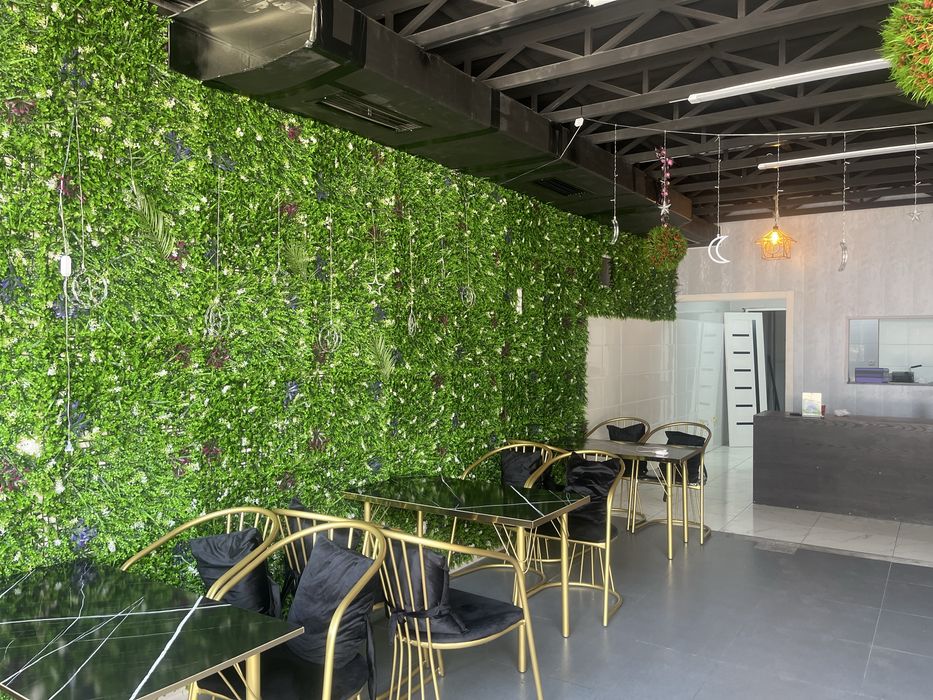 Fast food , shrlik , marojni va boshqa maxsulotlar sotsh uchun tayor j