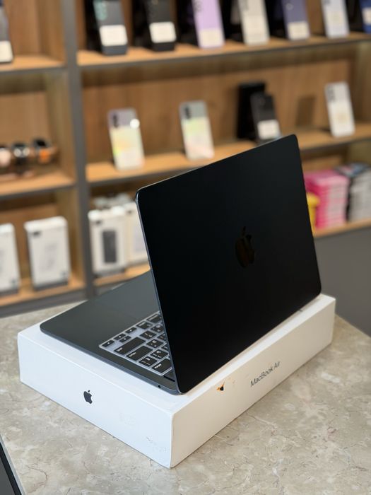 MacBook Air M2 / PhoneLab