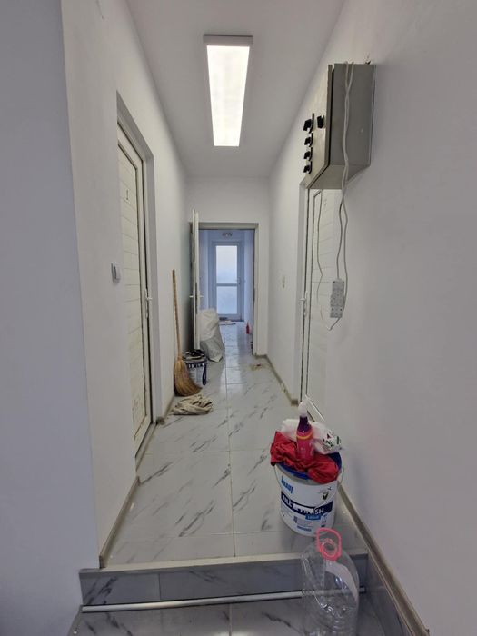 Дава се под наем Магазин в Шумен, Център - 110 кв.м за 408 € - Снимка #3