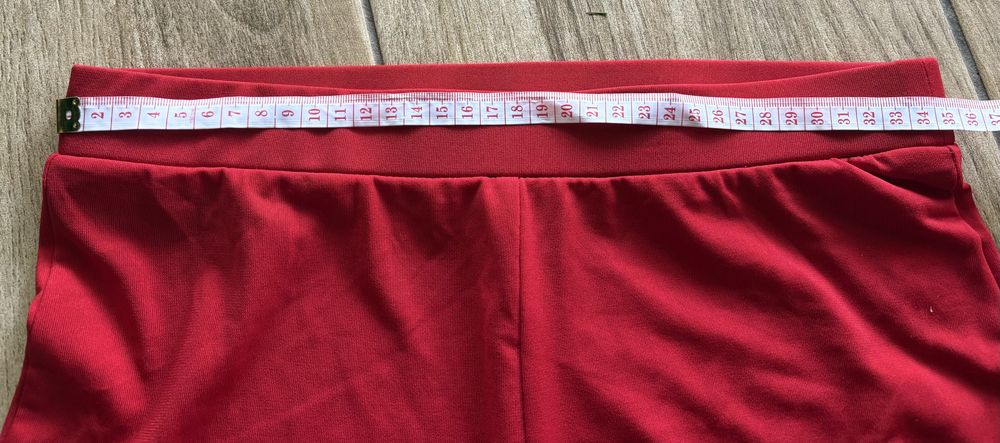 Shein pantaloni rosu ,M