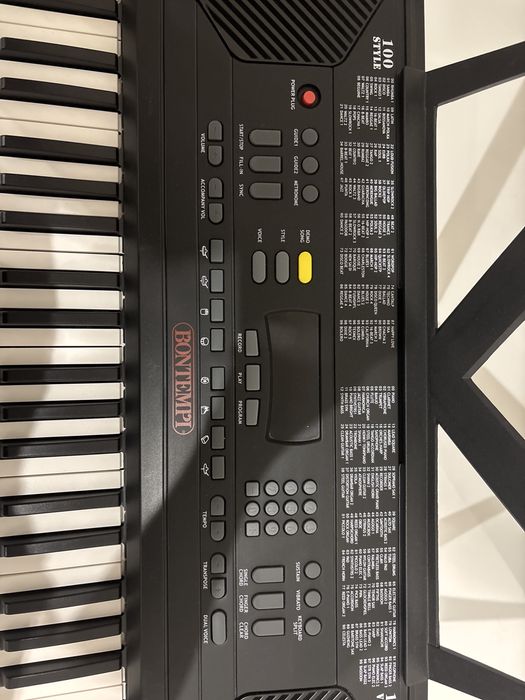 Синтезатор Bontempi