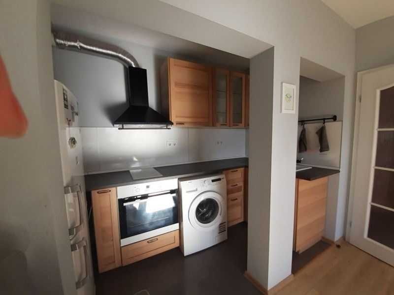 Дава се под наем Тристаен апартамент в София, Дианабад - 105 кв.м за 648.21 € - Снимка #1