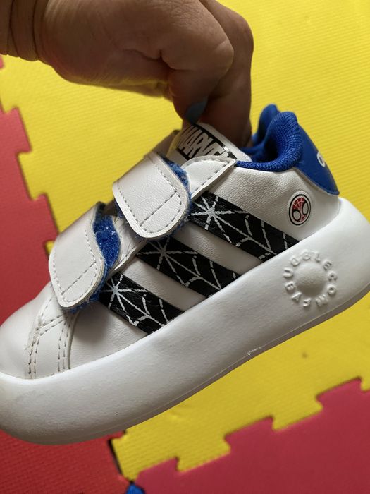 Adidas bebe mr 21 stare foarte buna