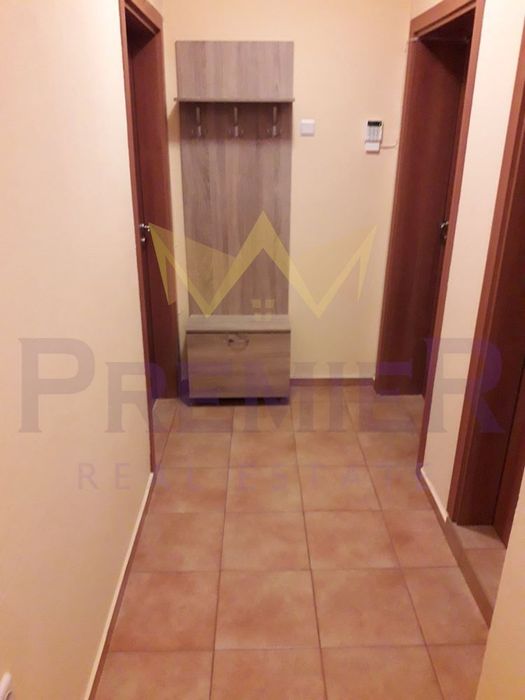 Дава се под наем Етаж от къща в с. Звездица, Област Варна - 130 кв.м за 510 € - Снимка #11