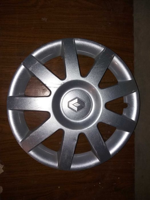 Продам колпаки на Renault Logan