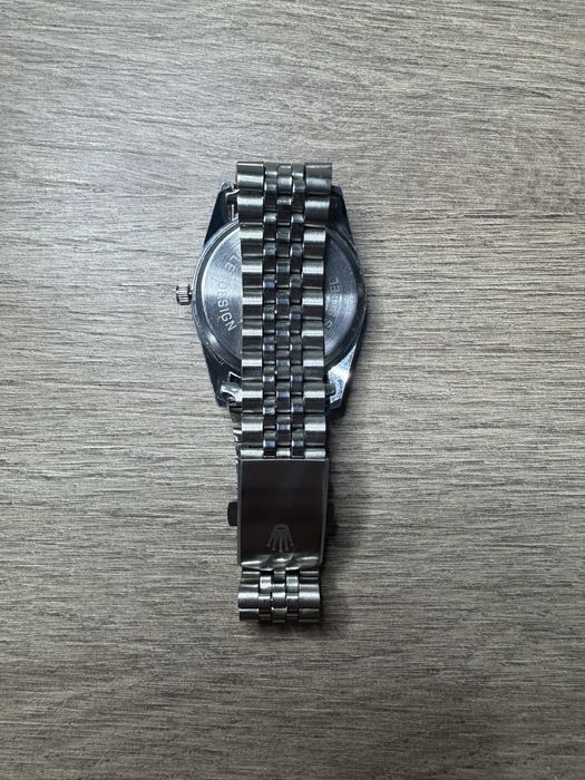 Луксозен часовник – Rolex Datejust стил