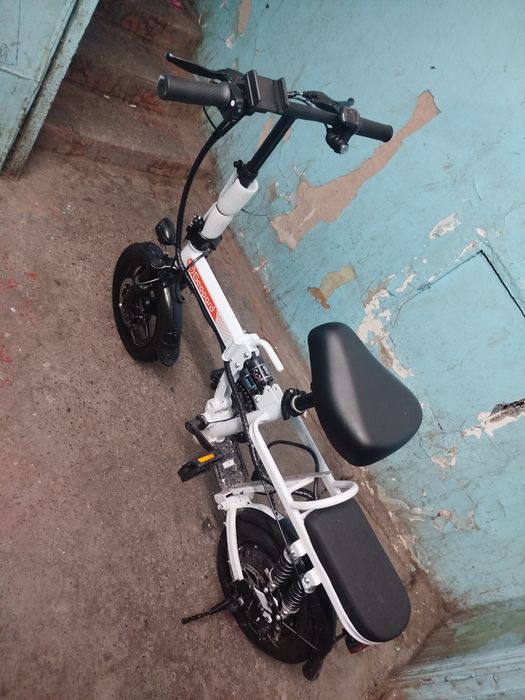 Продам абсолютно новый электровелосипед