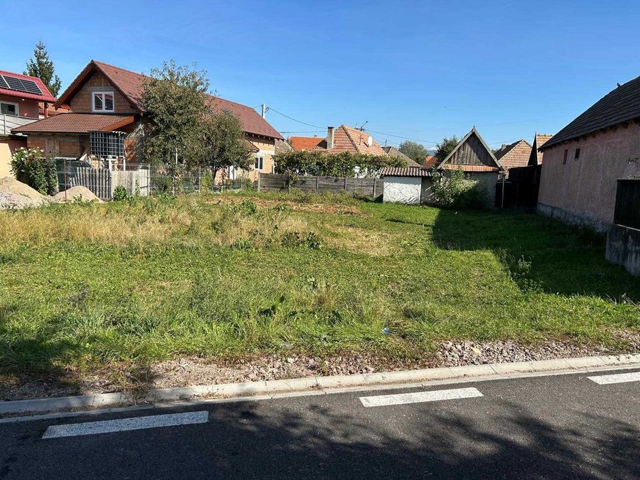 Proprietar vand casa cu teren in Chichis