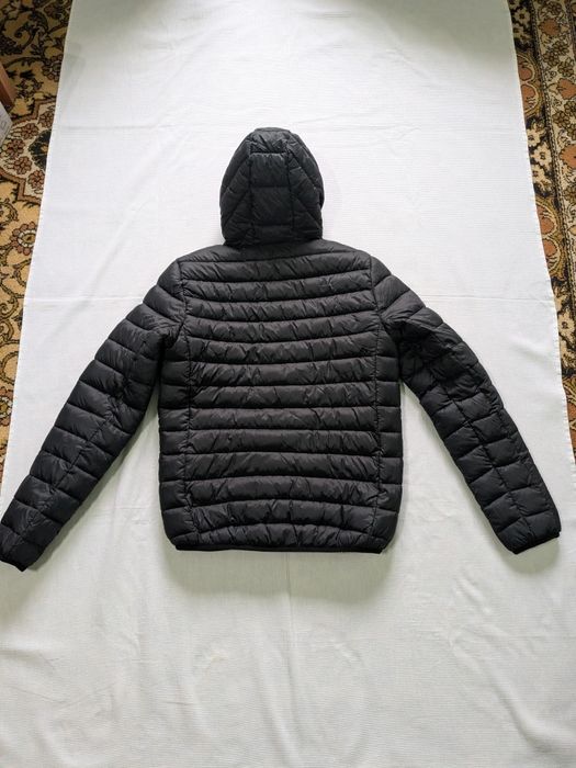 S. Nou. Geacă iarnă subțire și ușoară