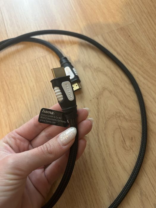 Кабел HDMI с дължина 1.55м.