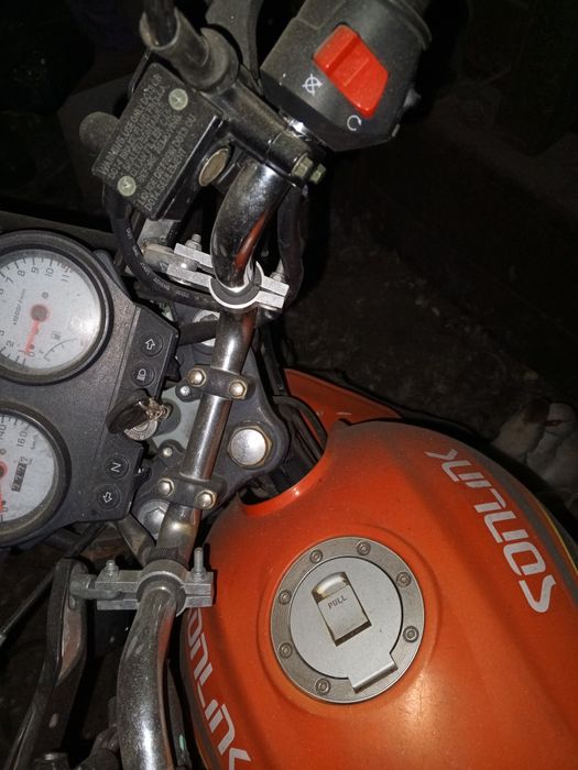 Продам мотоцикл сонлинк 200 кубов