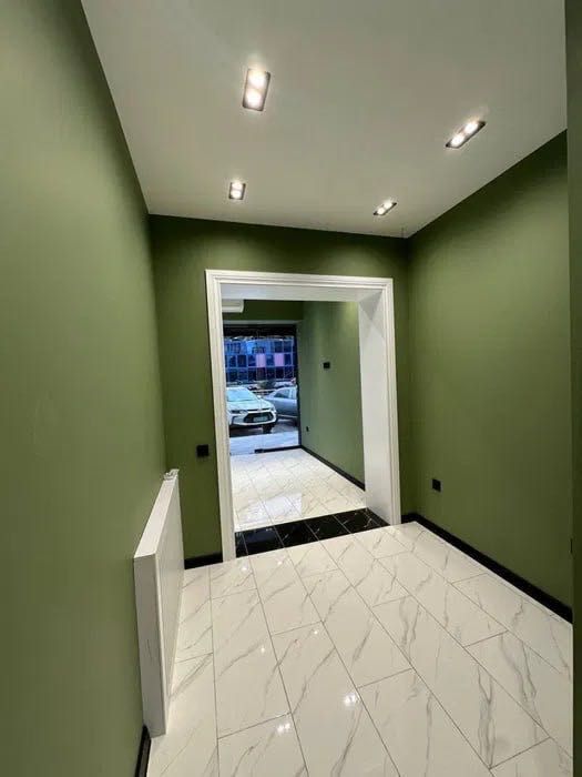 Продается Евро офис Ойбек метро, Angels Food 28м2