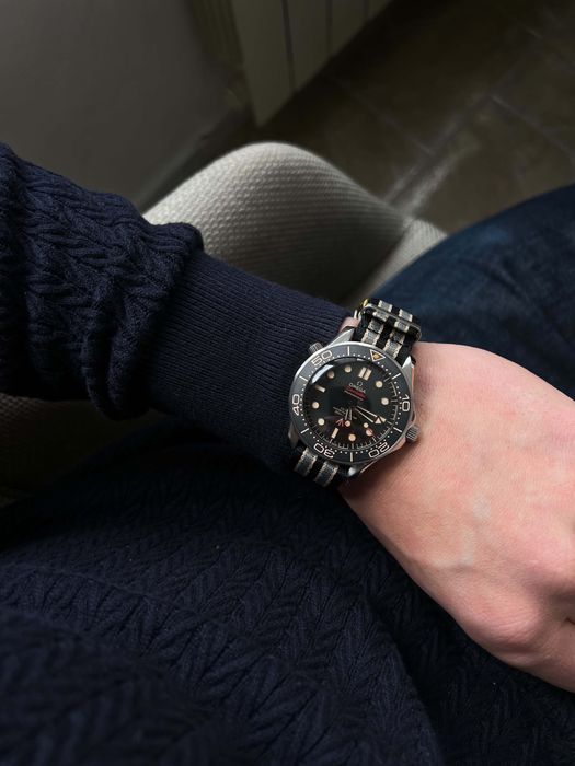 Omega Seamaster Diver 300M “James Bond 007” 42 mm