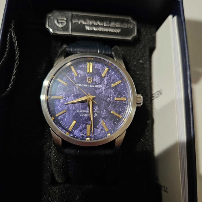 Продавам кварцов часовник Pagani Design със механизъм на Сейко VH31