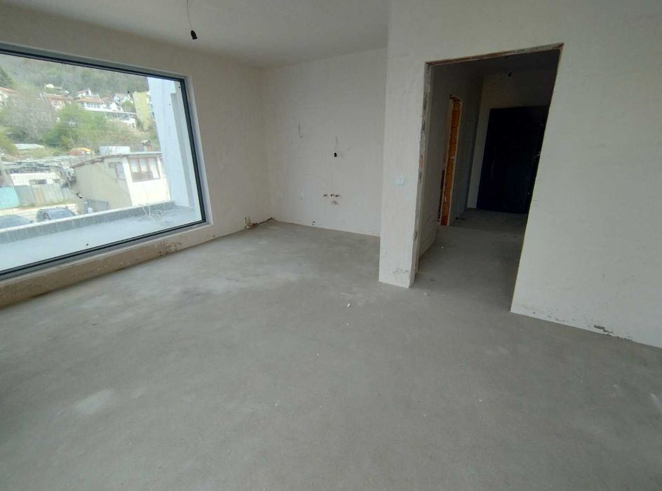 Продава се Тристаен апартамент в Варна, Бриз - 101 кв.м за 1950 €/кв.м - Снимка #3