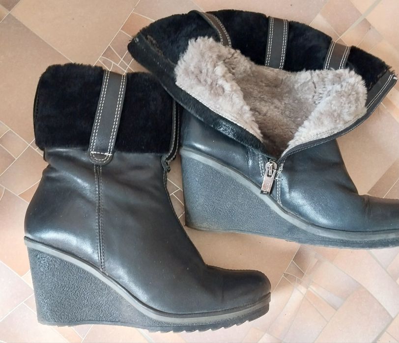 Сапоги ,полусапожки женские