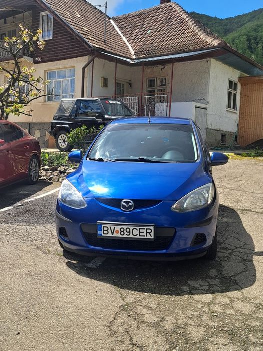 Mazda          2