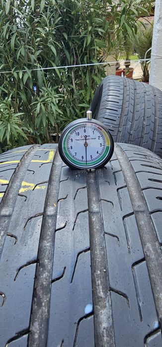 Продавам  летни гуми Continental 235/55/18